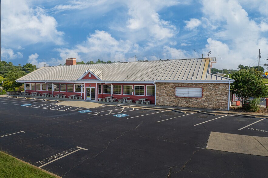 More Photos Of 3807 Atlanta Hwy, Hiram Restaurant For Sale