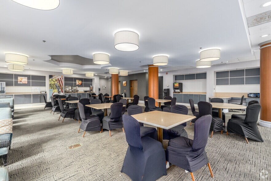 More Photos Of 120 E Lombard St, Baltimore Hotel For Sale