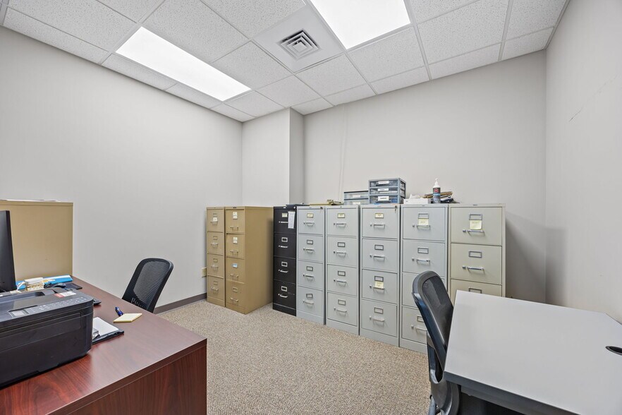 More Photos Of 9 Walden Ridge Dr, Asheville Medical For Lease