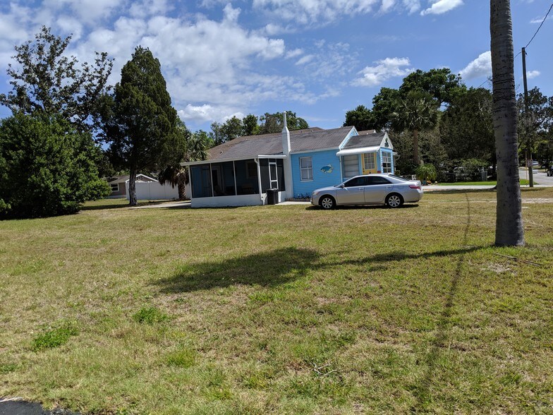 More Photos Of 6232 Madison St, New Port Richey Office For Sale