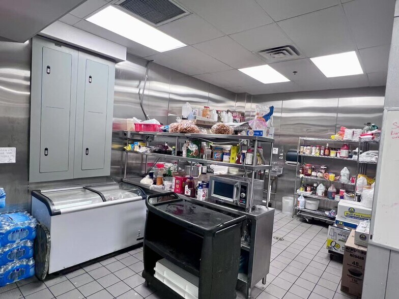 More Photos Of 510 S White Horse Pike, Magnolia Restaurant For Sale