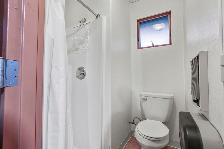 More Photos Of 5734 Durbin Rd, Bellville Specialty For Sale