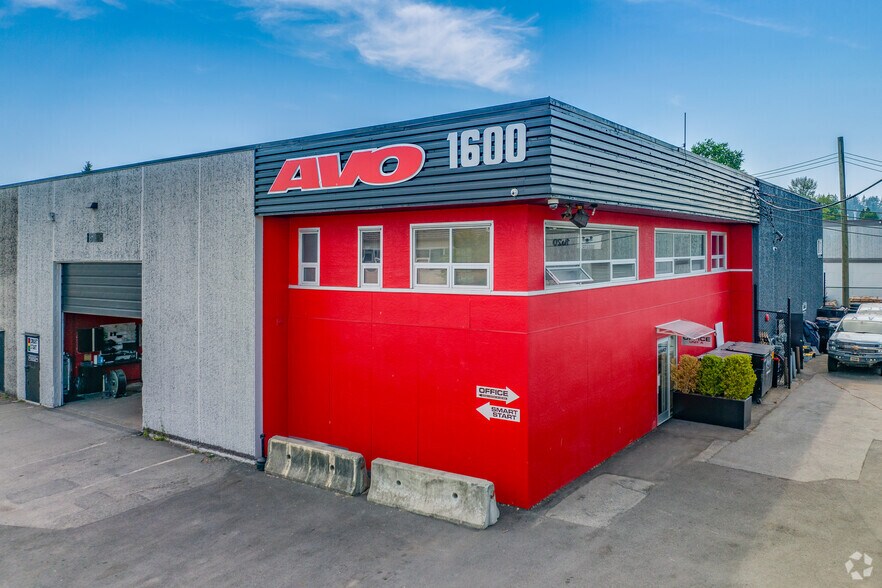 More Photos Of 1600 Kingsway Ave, Port Coquitlam Warehouse For Sale