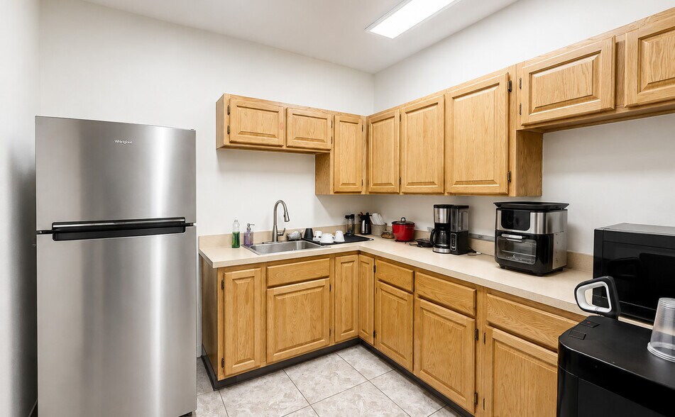 More Photos Of 501 W Ray Rd, Chandler Office For Lease