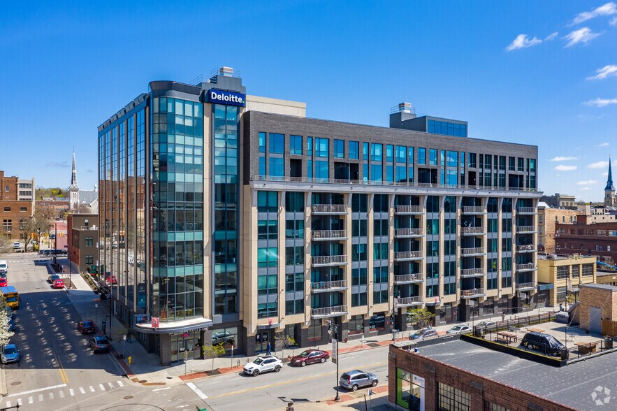 More Photos Of 38 SW Commerce Ave, Grand Rapids Office For Lease