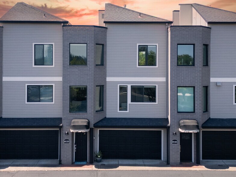 More Photos Of 8137 SW Seneca St, Tualatin Flex For Sale