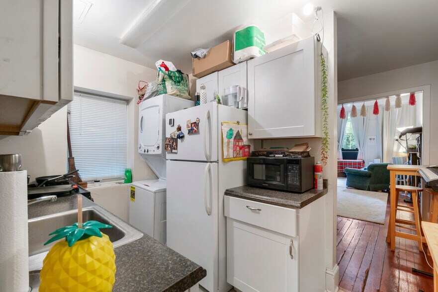More Photos Of 645 N Paca St, Baltimore Apartments For Sale