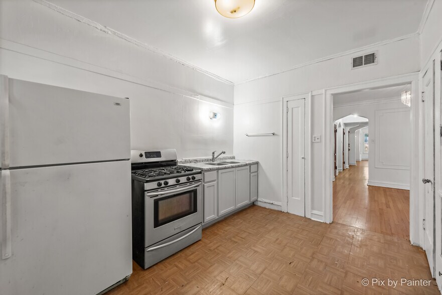 More Photos Of , Chicago Multifamily For Sale