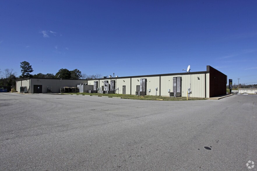 More Photos Of 957 Highway 78, Dora Unknown For Lease