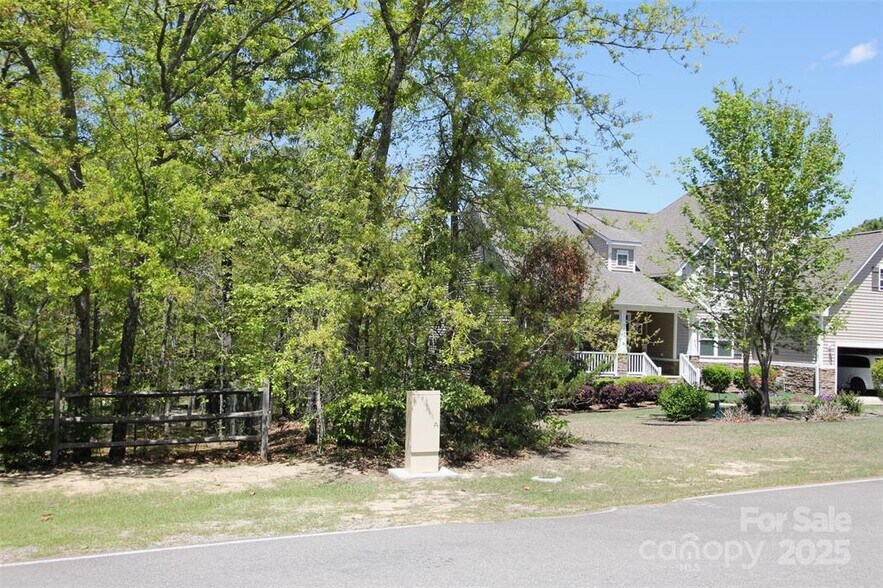 More Photos Of TBD TBD Queens Cove Way, Carthage Land For Sale