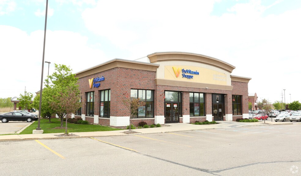 More Photos Of 20420-20580 Haggerty Rd, Northville Unknown For Lease