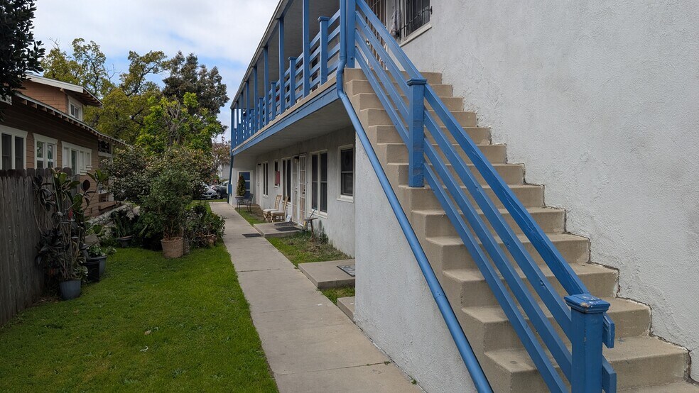 More Photos Of 1136 Linden Ave, Long Beach Apartments For Sale