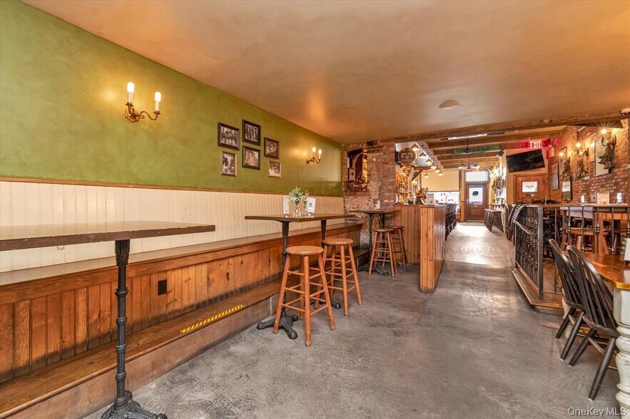 More Photos Of 58-15 Woodside Ave, Woodside Storefront Retail Residential For Lease