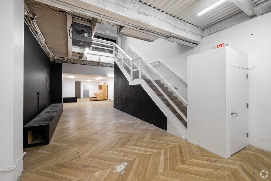 More Photos Of 54 Crosby St, New York Storefront For Lease