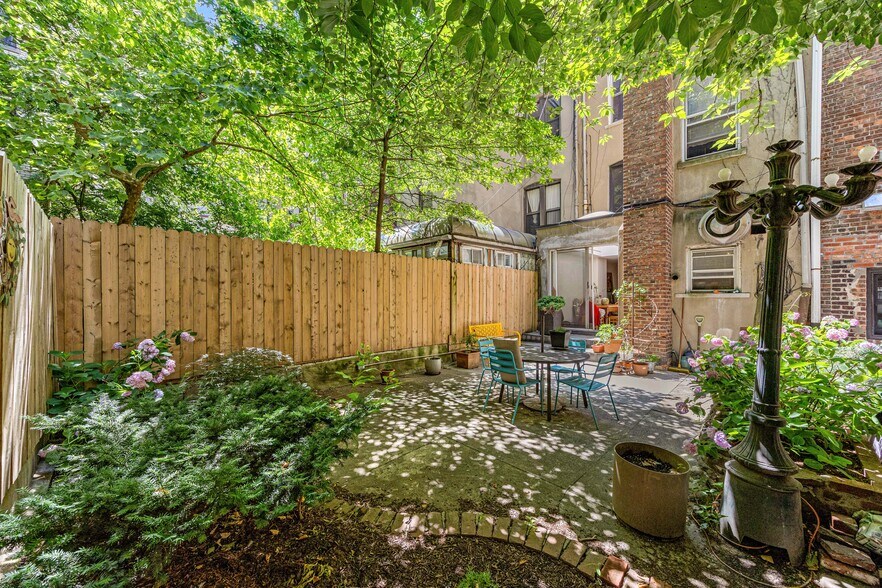 More Photos Of 311 W 78th St, New York Apartments For Sale