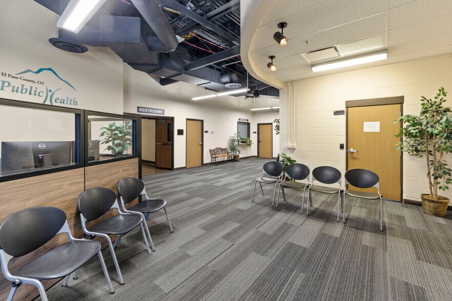 More Photos Of 6436 S Hwy 85-87, Colorado Springs General Retail For Sale