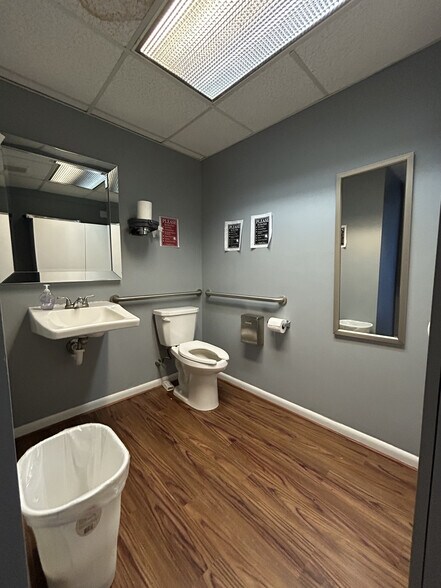 More Photos Of 5226 Milford Rd, East Stroudsburg Office For Lease
