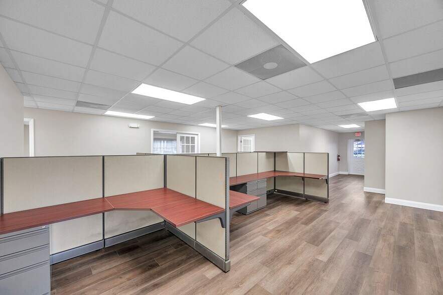 Primary Photo Of 2401 W Bay, Largo Unknown For Lease