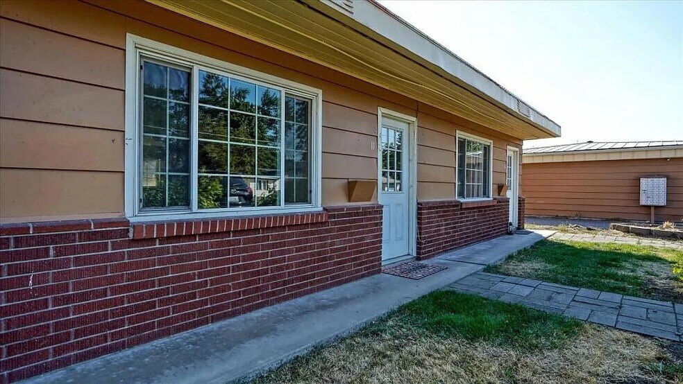 More Photos Of 10516 E Main Ave, Spokane Apartments For Sale