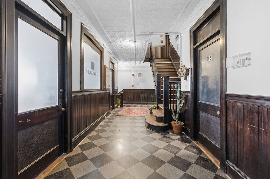 More Photos Of 159 S Main St, Fall River General Retail For Sale