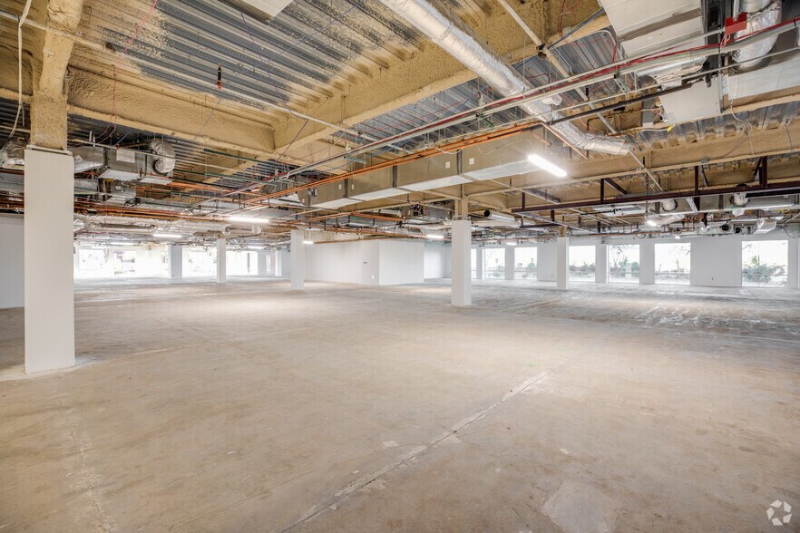 More Photos Of 20022 N 31st Ave, Phoenix Office For Lease