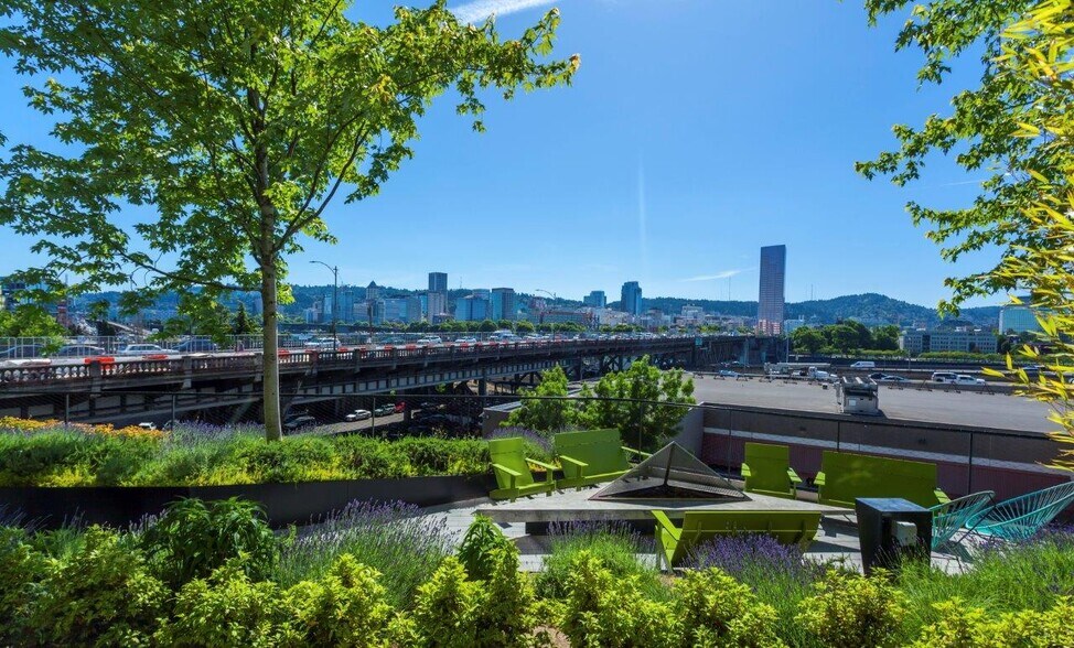 More Photos Of 22 NE 2nd Ave, Portland Apartments For Lease