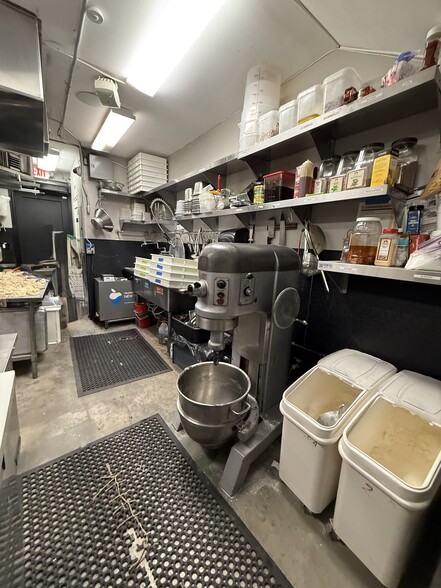 More Photos Of 4359-4361 Tujunga Ave, Studio City Storefront Retail Office For Lease