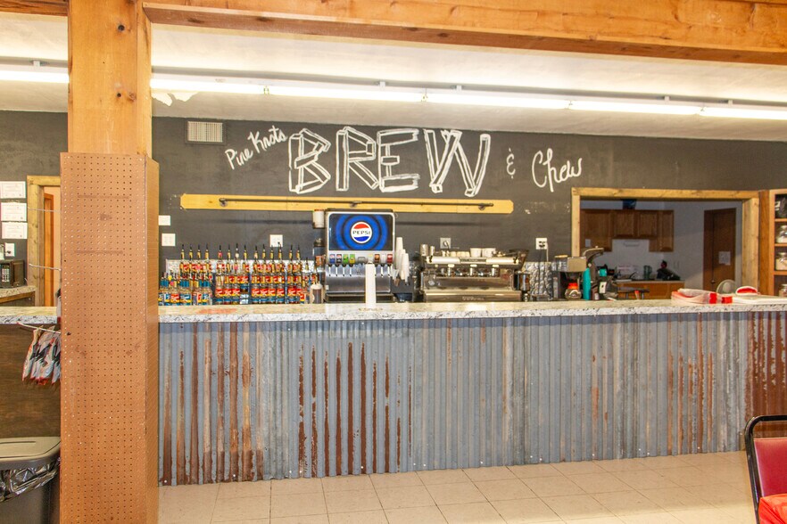 More Photos Of 110 N Broadway St, Broken Bow General Retail For Sale