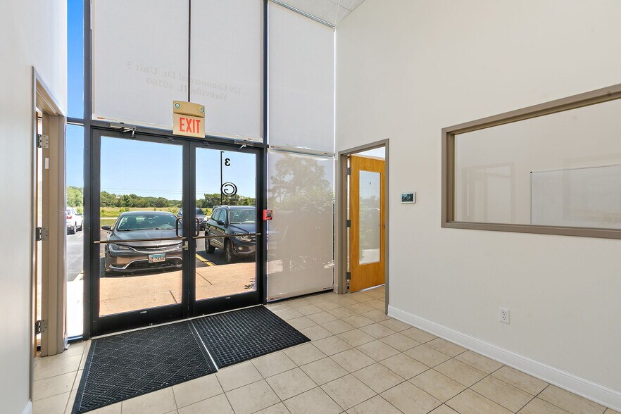 More Photos Of 129 Commercial Dr, Yorkville General Retail For Lease