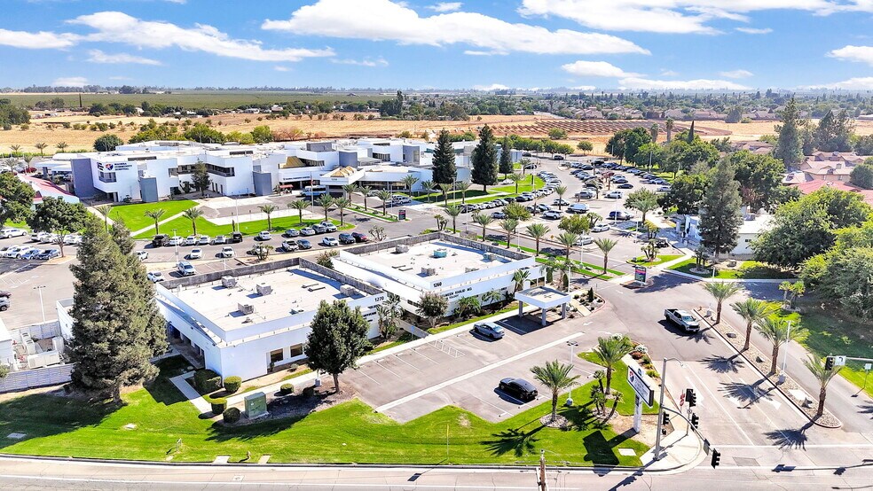 More Photos Of 1260 E Almond Ave, Madera Medical For Sale