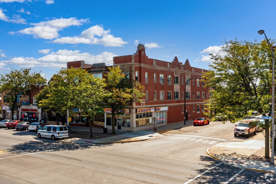 Primary Photo Of 6117 W Cermak Rd, Cicero Apartments For Sale