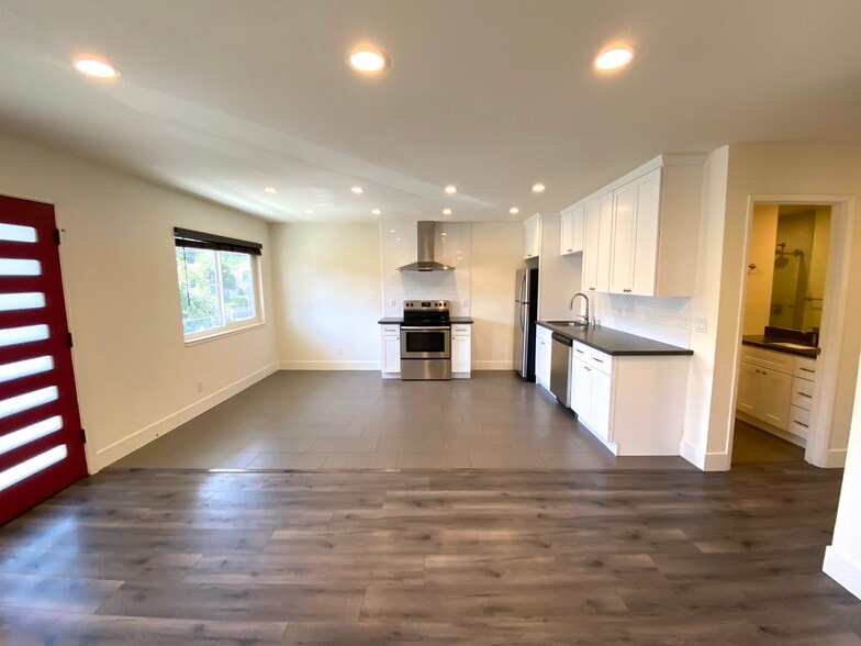 More Photos Of 1140 E 22nd St, Oakland Apartments For Sale