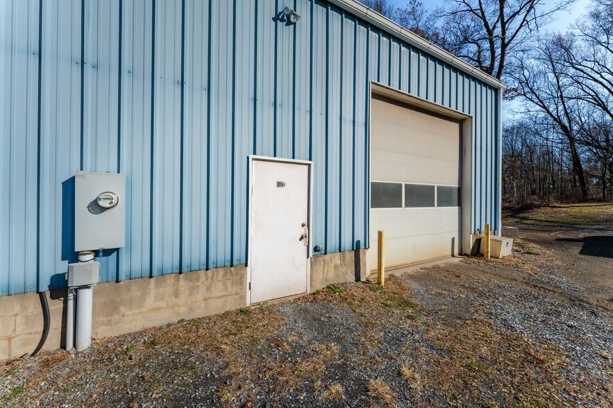 More Photos Of 102 E Moorestown Rd, Wind Gap Industrial For Sale