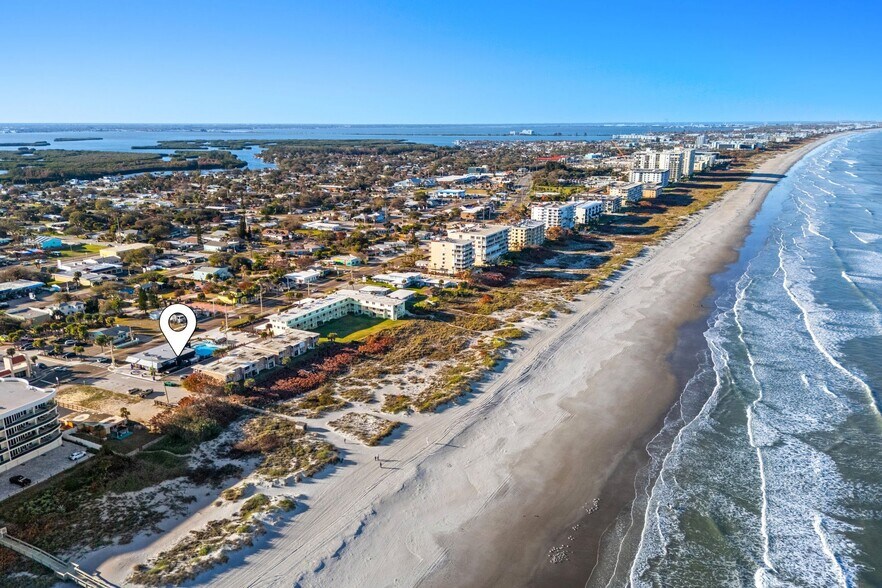 More Photos Of 101 N Atlantic Ave, Cocoa Beach General Retail For Sale