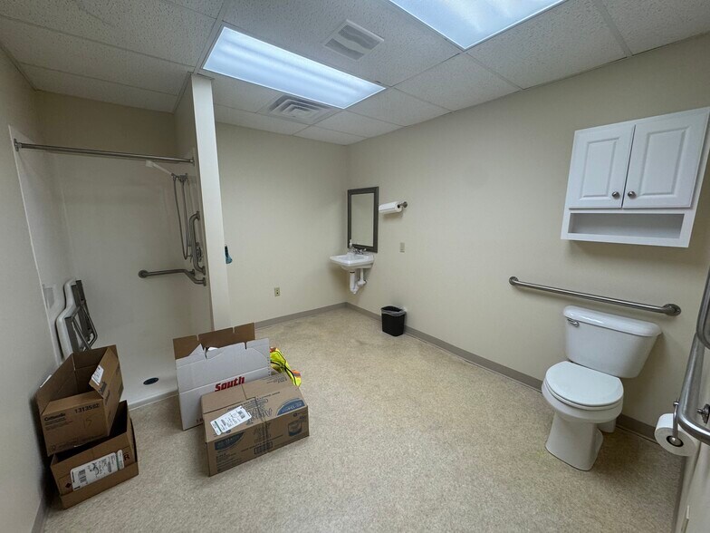 More Photos Of 200 Brush Run Rd, Delmont Office For Lease