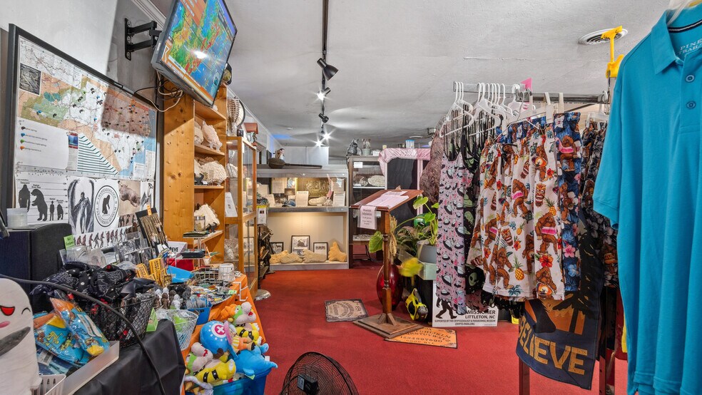 More Photos Of 300 W North Main St, Littleton General Retail For Sale