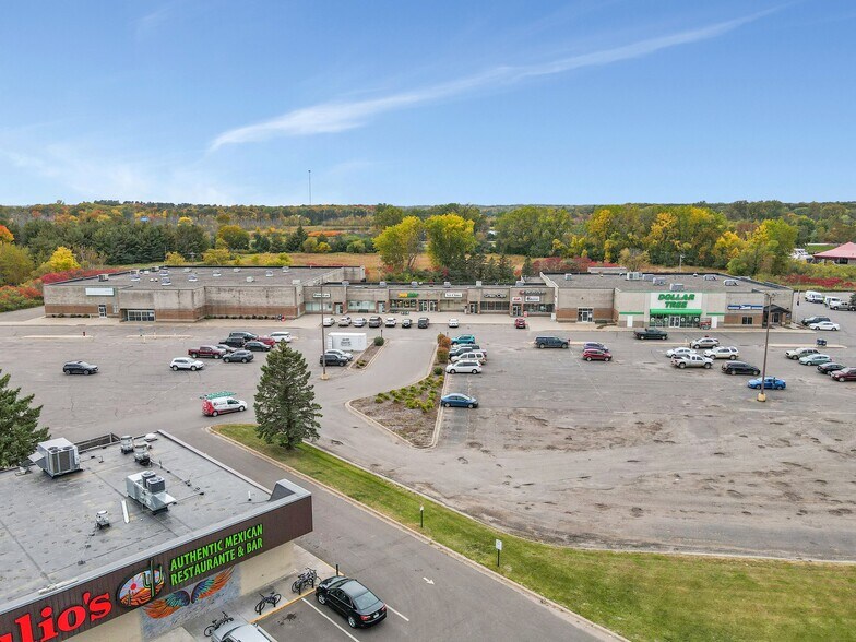 More Photos Of 100-170 Evergreen Sq SW, Pine City General Retail For Lease