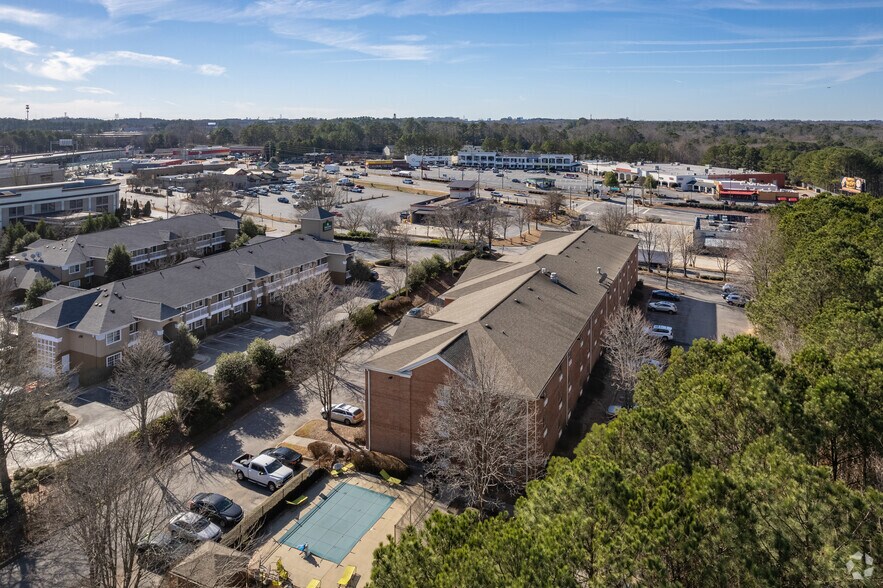 More Photos Of 7065 Jimmy Carter Blvd, Peachtree Corners Hotel For Sale