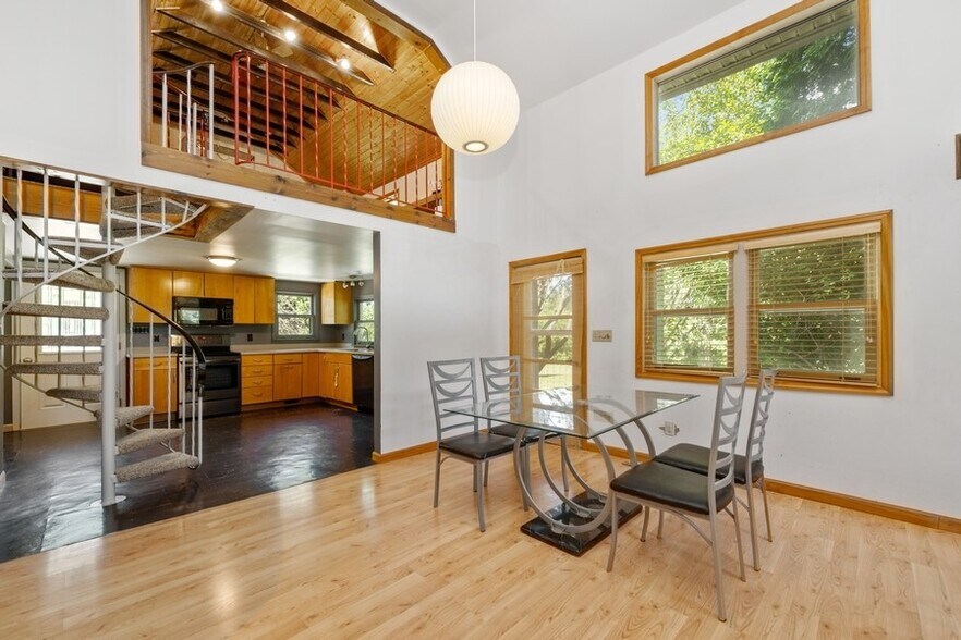 More Photos Of W1800 County Road B, Genoa City Specialty For Sale