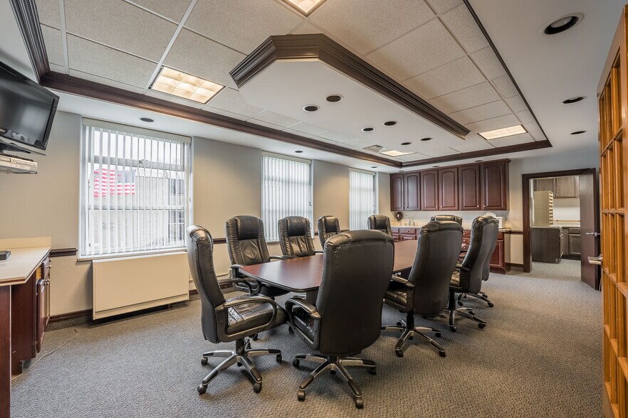 More Photos Of 327 S Smithville Rd, Dayton Religious Facility For Sale