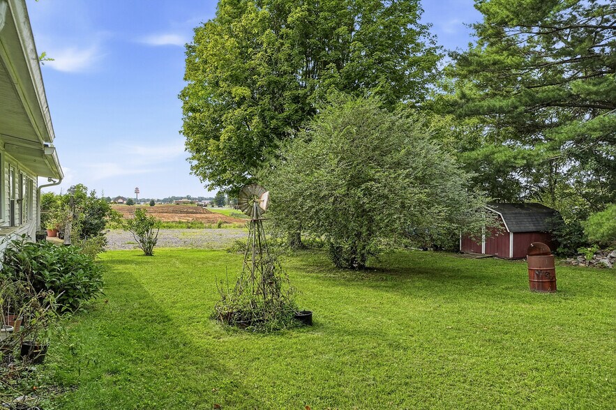 More Photos Of 2650 Cook Rd, Crossville Office For Sale