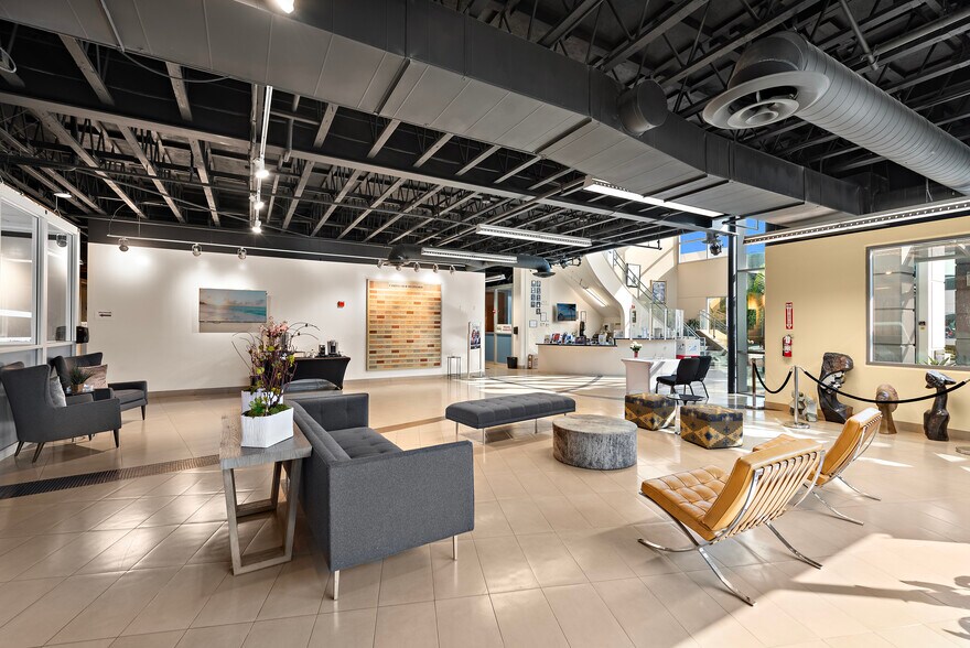 More Photos Of 45 Tesla, Irvine Flex For Sale