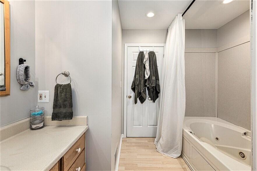More Photos Of 6750 Bethel Church Rd, Saline Land For Sale