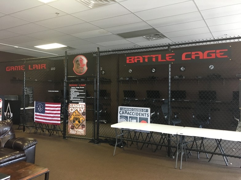 More Photos Of 1901 Hamilton Blvd, Sioux City General Retail For Sale