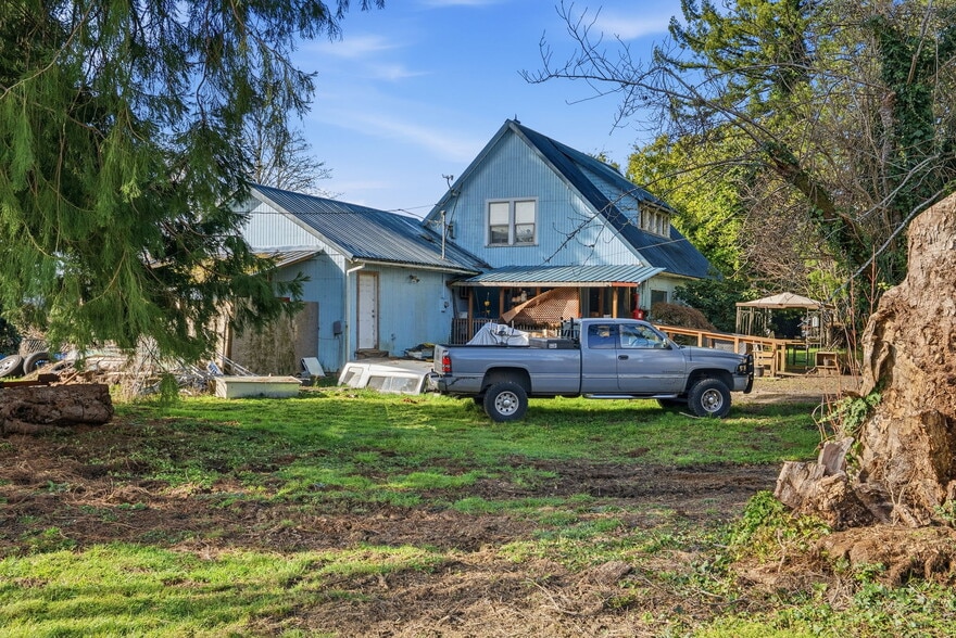 More Photos Of 957 State Route 4 Hwy, Cathlamet Land For Sale