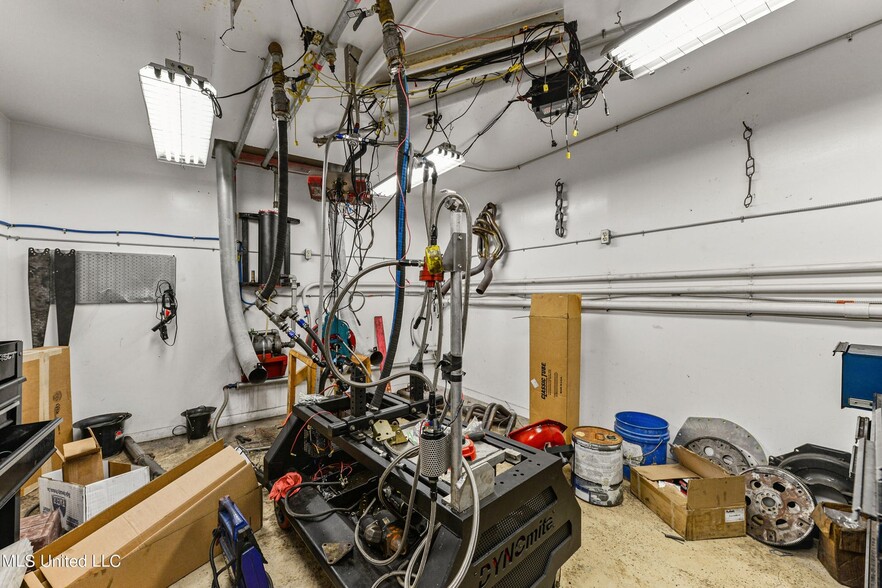 More Photos Of 526 Main St, Bay Saint Louis Warehouse For Sale