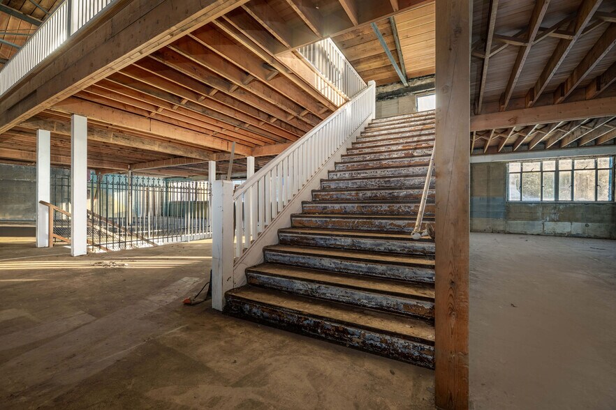 More Photos Of 210 Broad St, Nevada City Freestanding For Sale