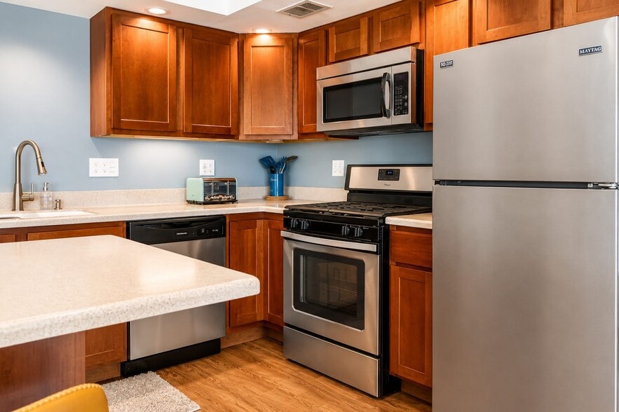 More Photos Of 27717 W Grass Lake Dr, Spring Grove Apartments For Sale