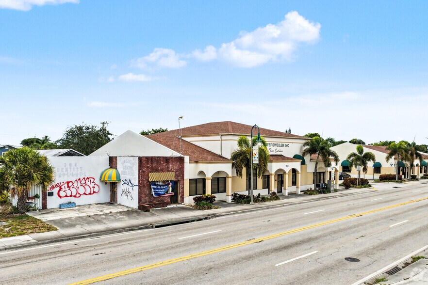 More Photos Of 318 S Dixie Hwy, Lake Worth Medical For Lease