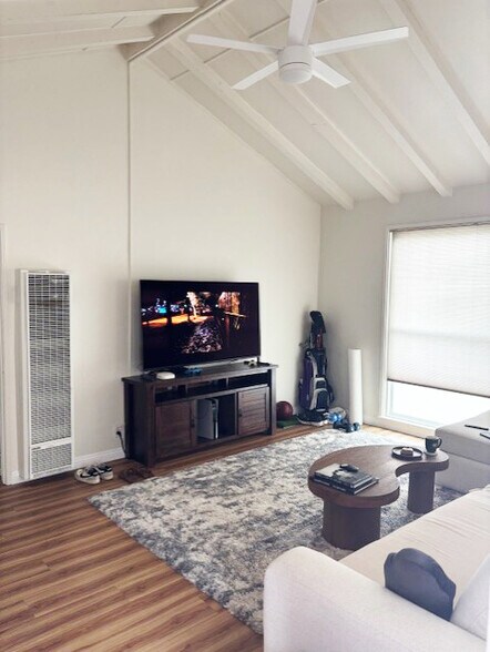 More Photos Of 2007 Highland Ave, Manhattan Beach Apartments For Sale